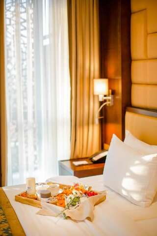 Отель KMM Hotel Тбилиси Двухместный номер «Панорама» с 2 отдельными кроватями К услугам гостей терраса или балкон.-4