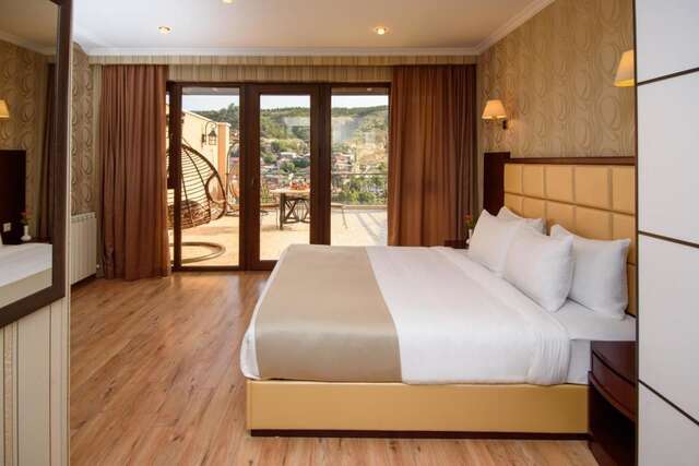 Отель KMM Hotel Тбилиси-37